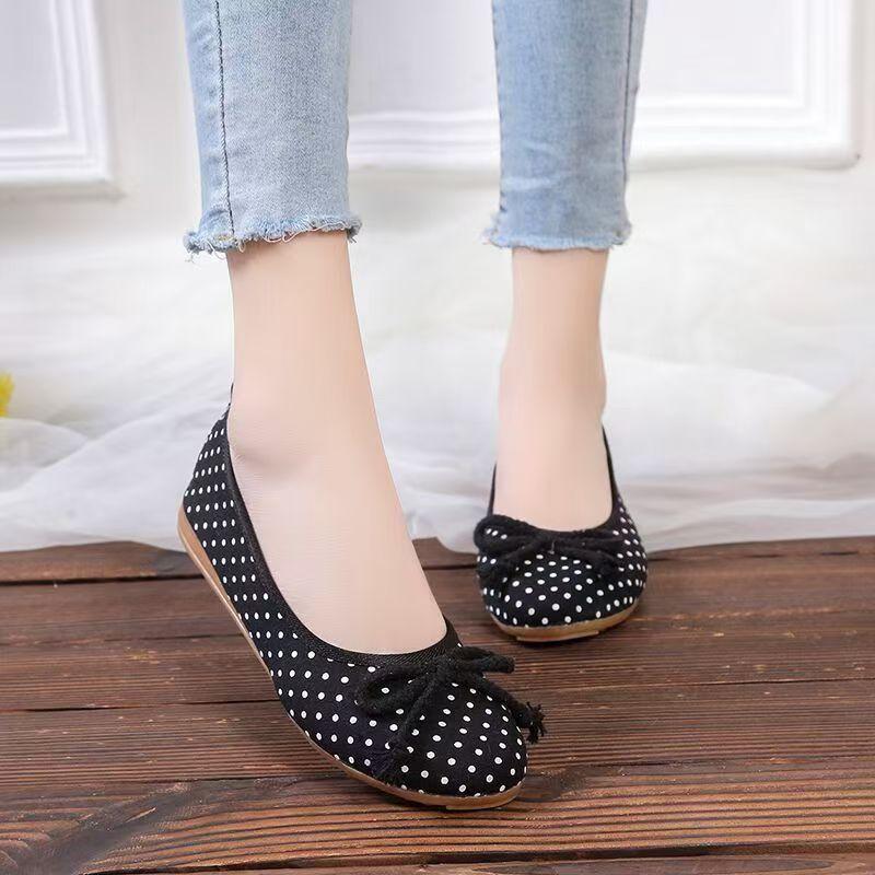 Woman New Big Size Flat Sole Polka Dot Cloth Shoes Spring Summer Lightweight Shallow Slip On Round Toe Commuter Nude Shoes
