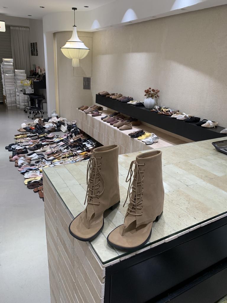 Cool toe boots women thick heel versatile summer 2025 new Internet celebrity fashion retro temperament cool boots