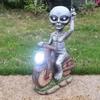 Solar Alien Statue Small Resin Landscape Figure Collectible Sci-Fi Solar Light Decoration for Outdoor Patio Garden Lawn Balcony