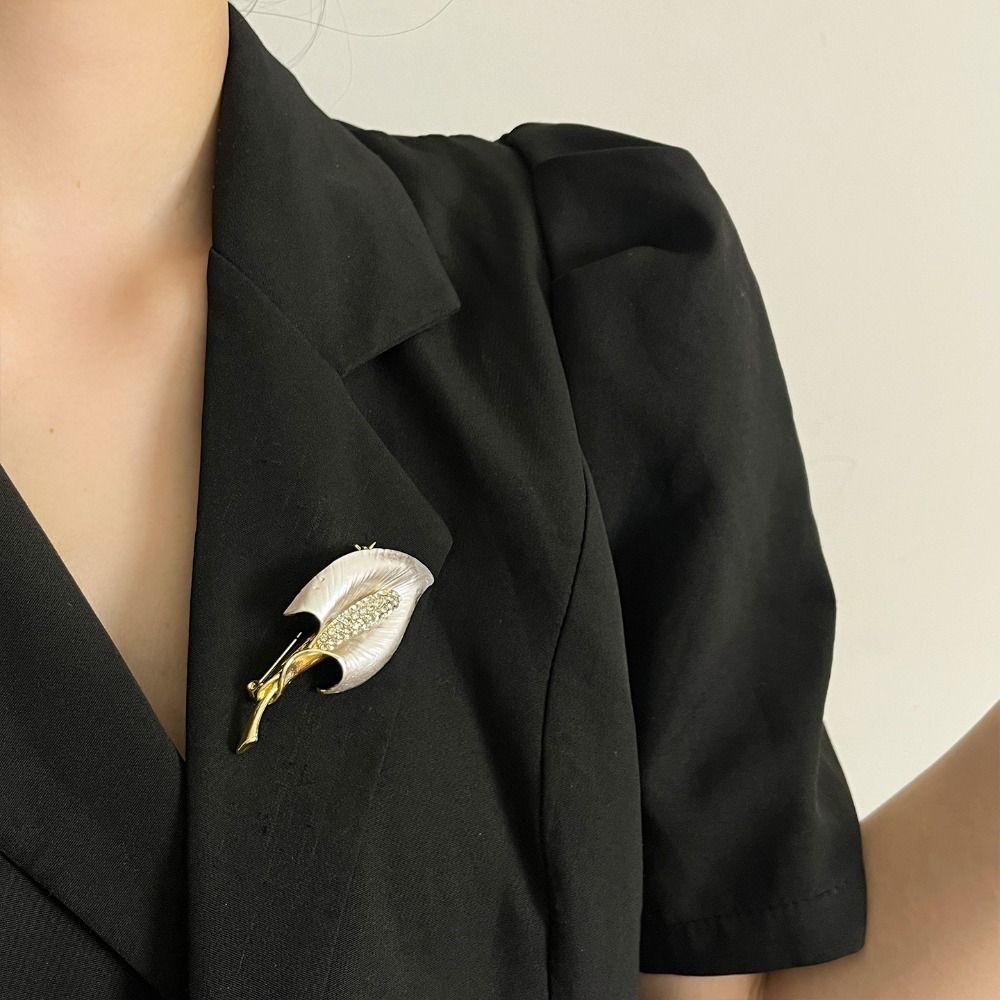 Minority Design Exaggerated Brooches Jewelry Accessories Women Brooch Metal Flower Brooches  Daily