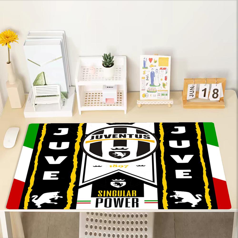 Juventus Football Club Theme Mouse Pad, Non Slip Rubber Base, Multifunctional Office & Home Decor, Perfect for Workspace Personalization.