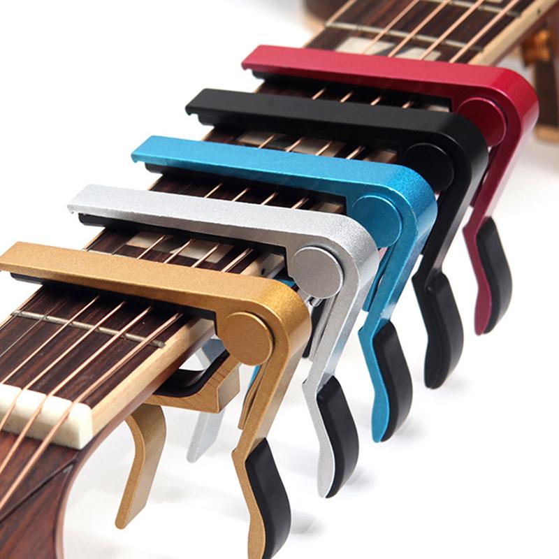 1 Stück Gitarren-Capo mit Paddel-Tasche für Akustik-E-Gitarre Einhand-Capos Mehrfarbiges Instrumenten-Gitarrenzubehör TMZ