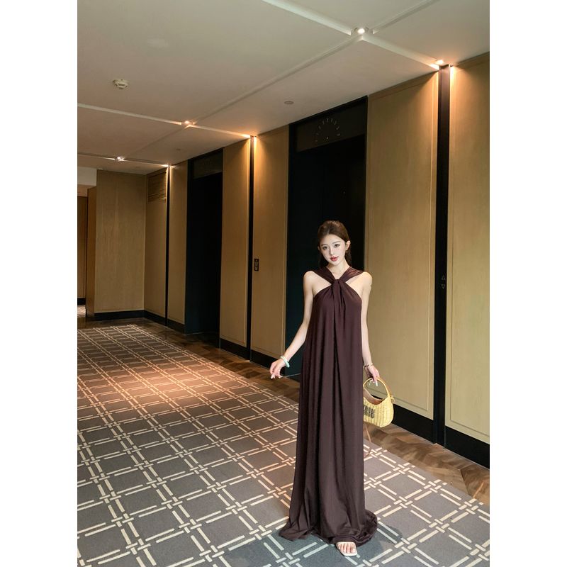 Kumikumi French Style Temperament Coffee Color Sleeveless Hanging Neck Dress Women Summer All-Match Loose Slimming Drape Long Dress