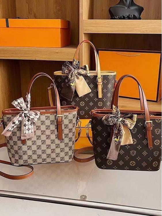 2025 Popular Women's Luxury Commuter Bag: Stylish Handbag and Crossbody for Ladies