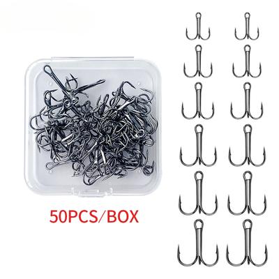 50 יח'/מנה סט קרסי דיג משולשים בקופסה קרסים חדים מפלדת פחמן גבוהה עם קרס דיג מחורץ כלי דיג שחור