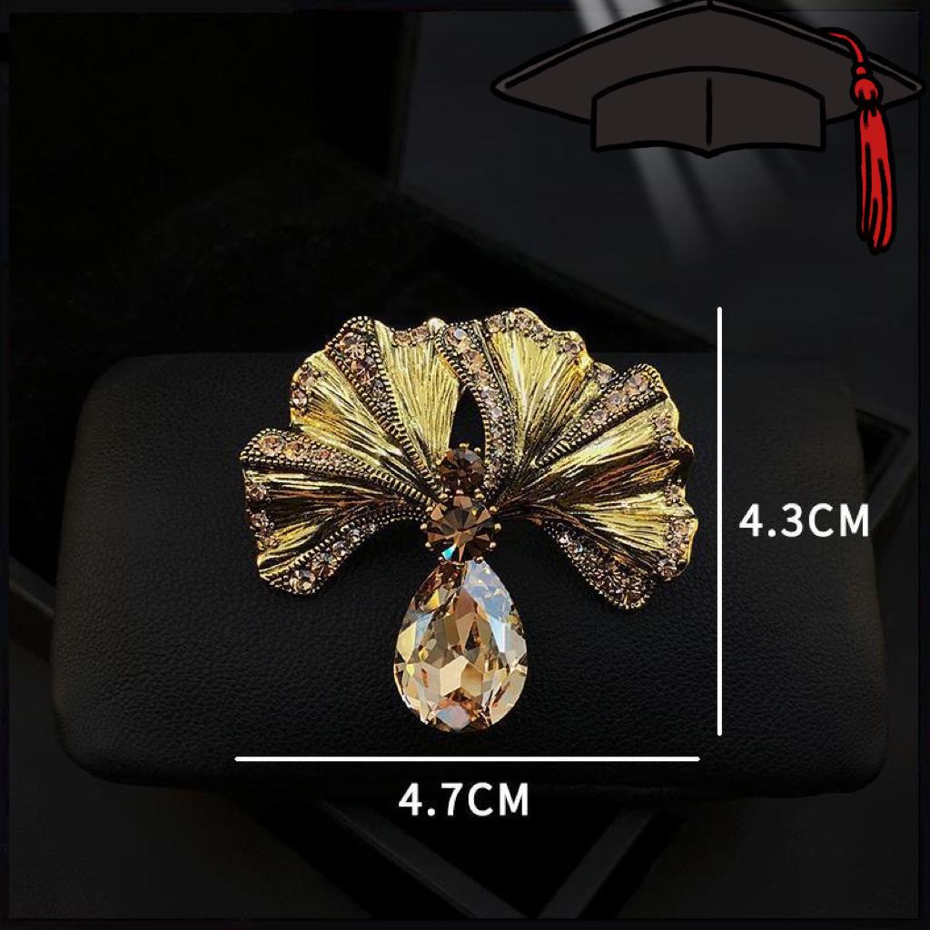 Modische Europäische & Amerikanische Geometrische Kristall Strass Brosche: Schicke Legierung Anstecknadel für Damen