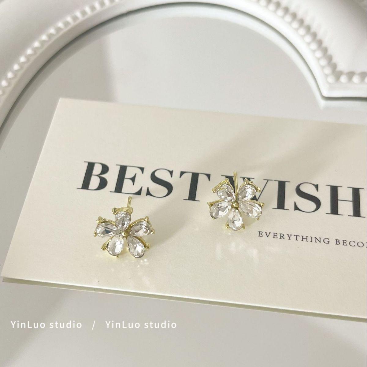 

«Серьги-иглы Майяра 925»: Янтарный жемчуг в стиле ретро для осени/зимы