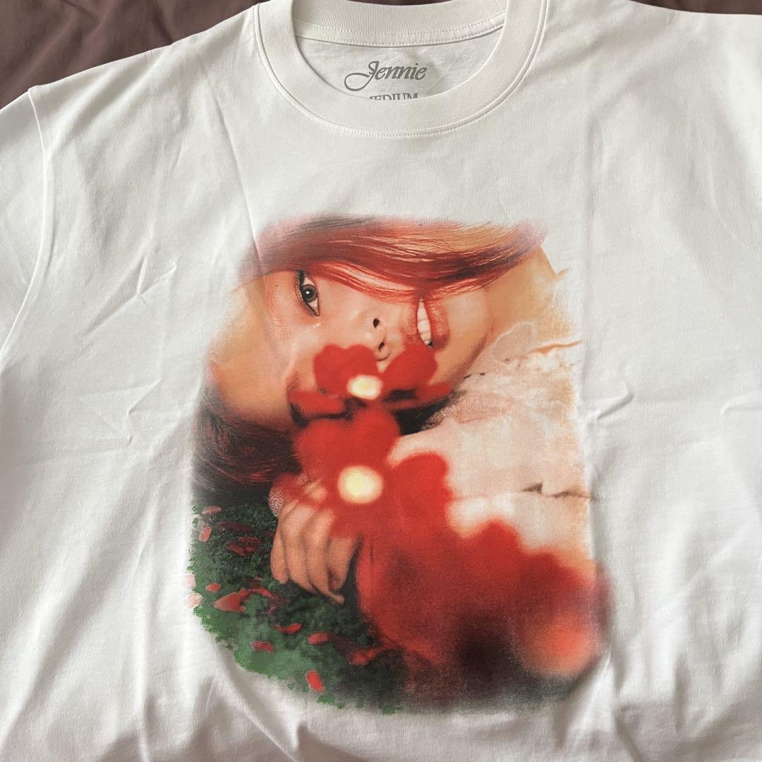 

[Б/У] Футболка с фото Дженни Руби, размер M, Дженни