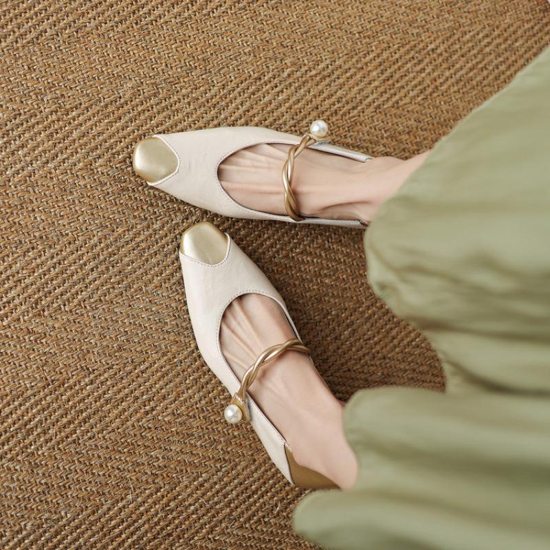 New Women's Fashion Single Shoes Women's Leather Shoes Foot Cover Casual Low Heel Solid Color Wedge Heel Shoes Four Seasons Wear Women's Shoes Rou