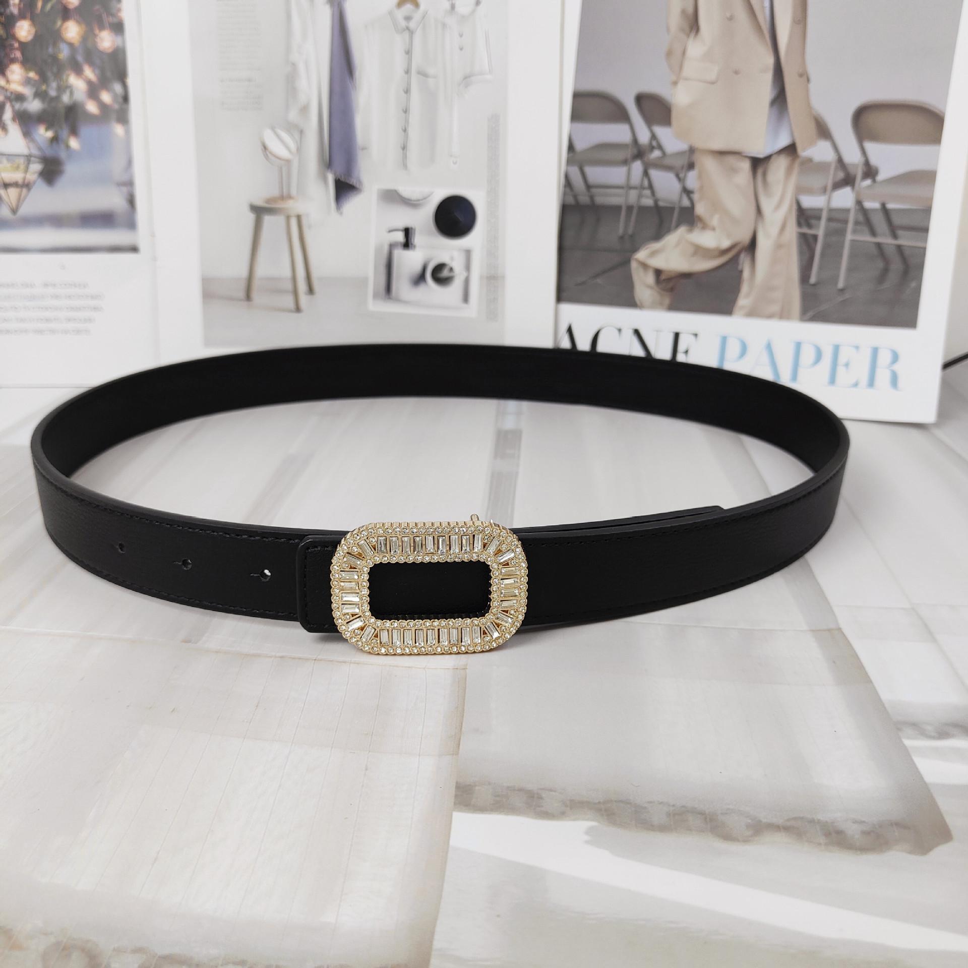 

Ремень из коровьей кожи с цветным узором личи, квадратная пряжка со стразами, простой ремень для платья 115cm чёрный