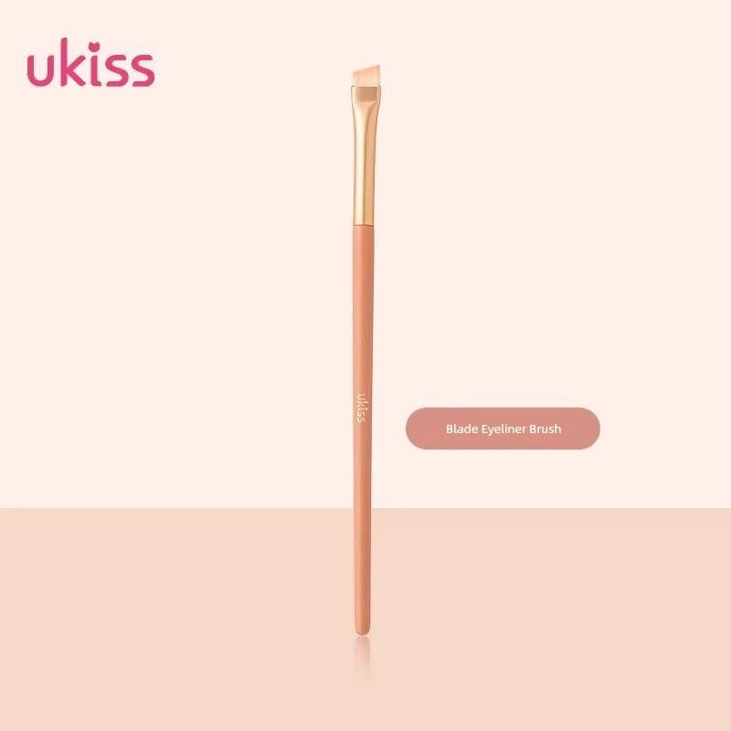 Ukiss Fan-Shaped Oblique Head Repair Sickle Eye Countour Brush