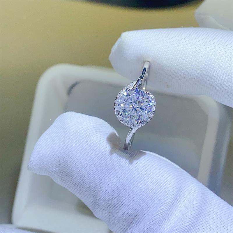 Torsion Arm 1 Carat Moissanite Ring with D Color, Lab-Certified, Diamond-Tested, Black Card Included.