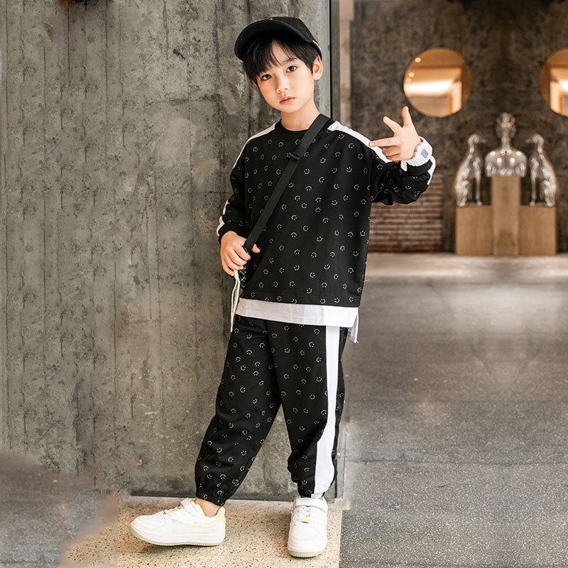 Модный спортивный костюм для мальчиков — фото 6