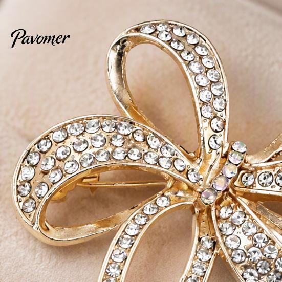 Decorative Lapel Pin Sparkling Rhinstone Bow Brooch, Retro Alloy Pin, Daily Outfit Accessory Women Jewelry Accessories for Suit Dress Coat Scarf