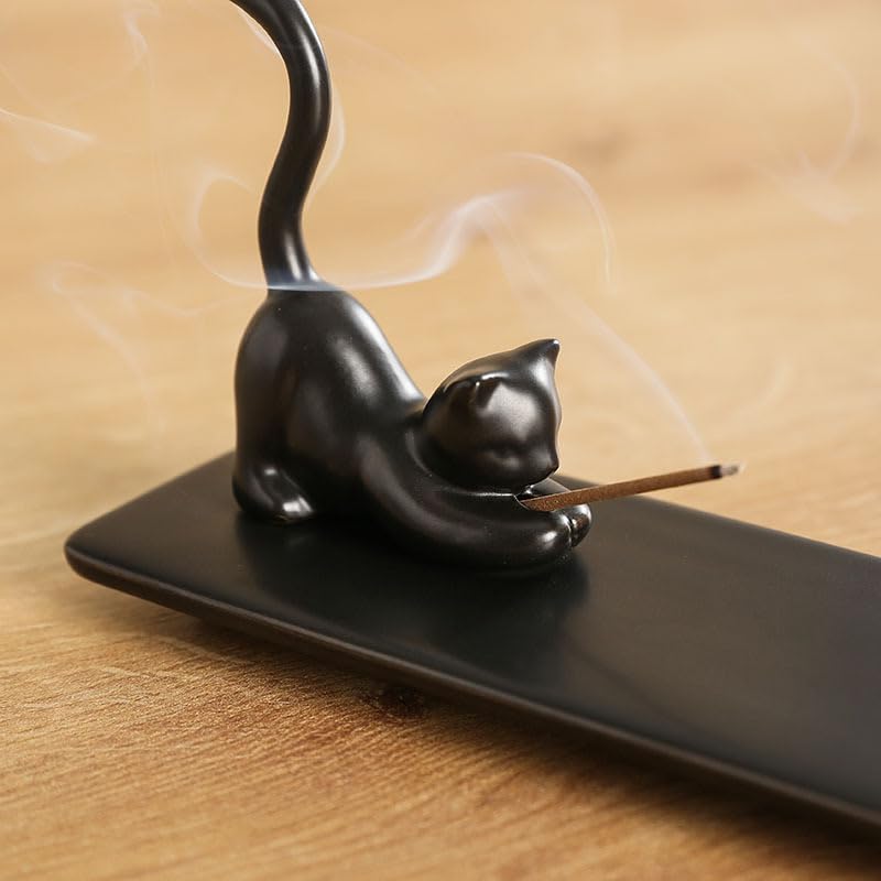 HARGIO Cute Ceramic Incense Holder with Cat Design, Stylish Incense Burner for Buddhist Altars, Incense Holder with Angled Incense Holder and Saucer,