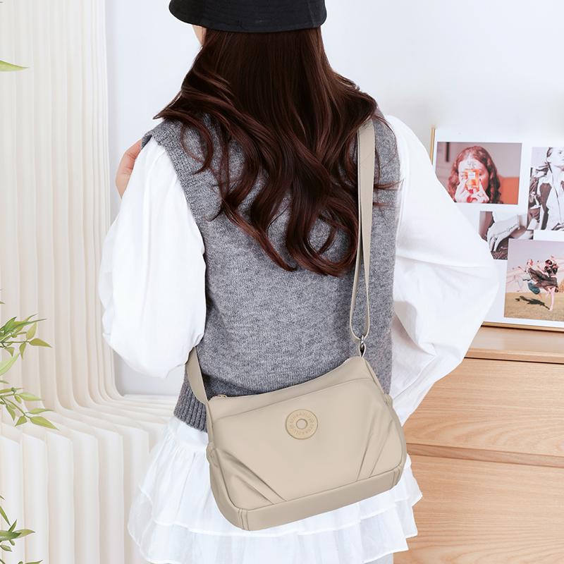 Women's Bag Multi-Pocket Shoulder Bag Lightweight Nylon Crossbody Bag