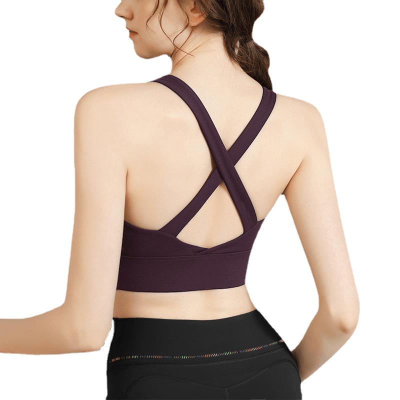 Plus Size Cross-Back Shockproof Sports Yoga Bra with Underarm Slimming Fit