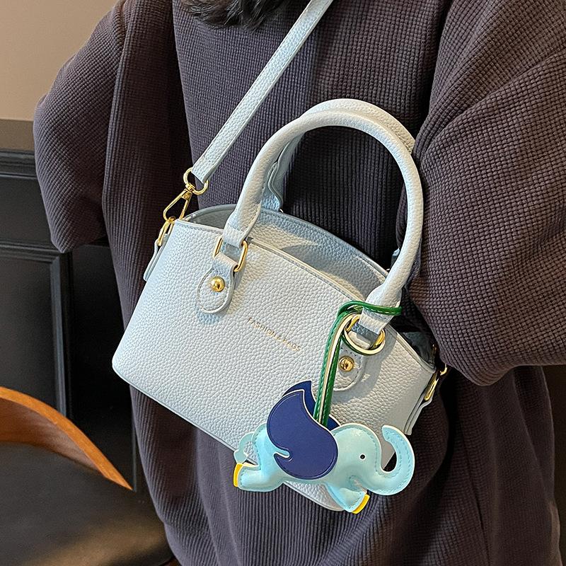 Wholesale New Product Niche Design Simple and Fashionable Portable Bucket Bag Women's Commuting Temperament Versatile Messenger Bag