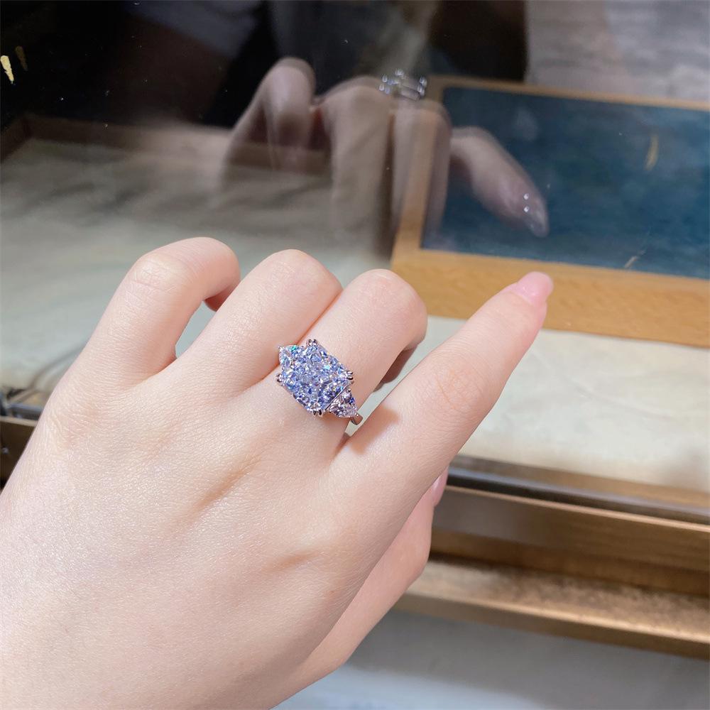 Elegant S925 Sterling Silver Zircon Ring for Women - European and American Style High Carbon Diamond Design