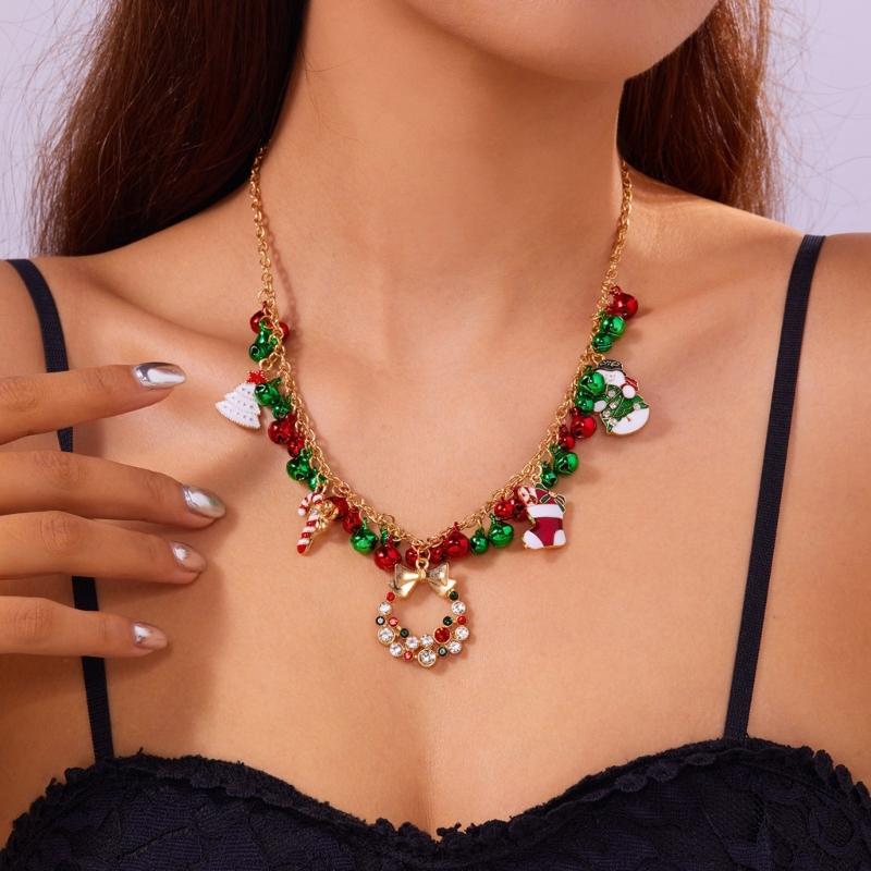 Christmas Adjustable Choker Necklace for Trendy Women with Snowman and Garlands Bowknot Pendant Clavicle Chain