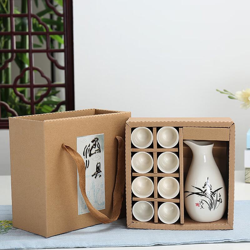 

Chinese Style Ceramic Baijiu Decanter Set