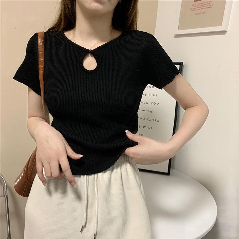 Summer Sexy Hollow Button Knitted Short Sleeved T-shirt with Women's Design Sense Short Style Interior Look Thin Bottom Shirt Top