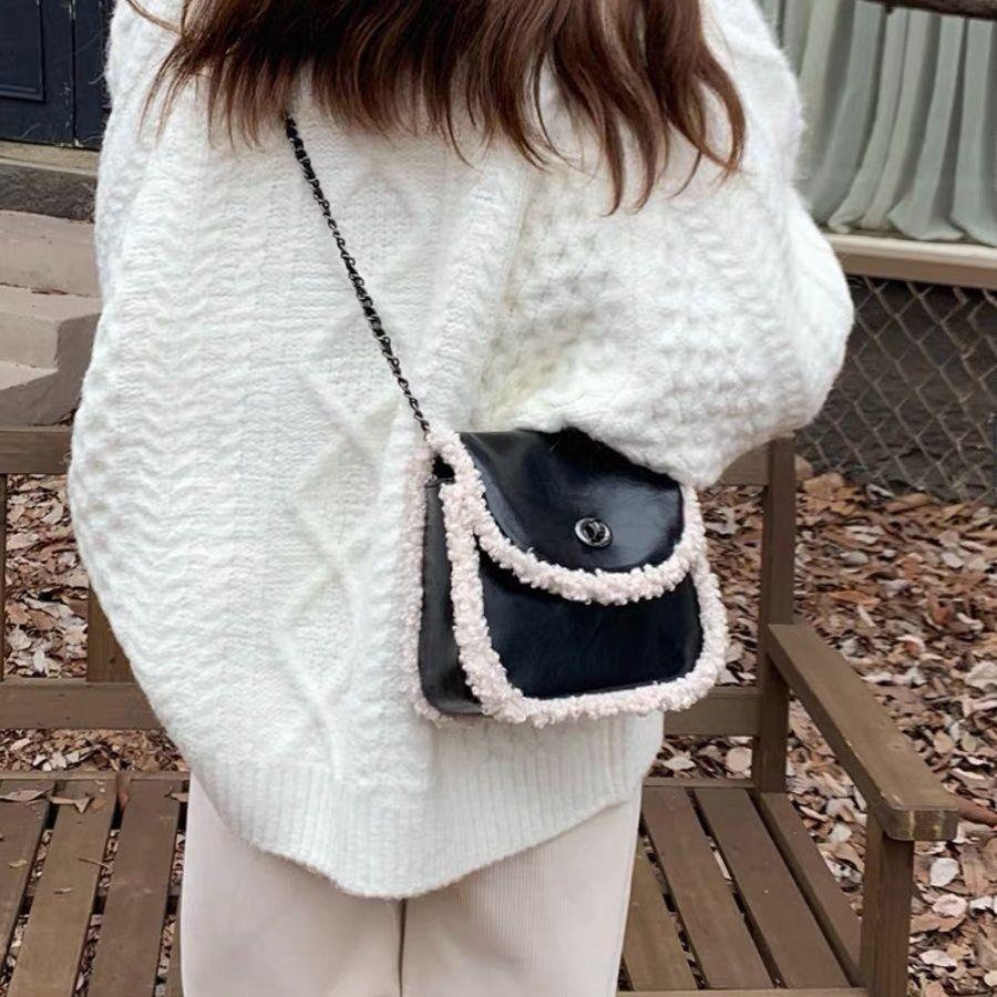 Retro Black Chain Lock Shoulder Bag Women Plush Leather Square Small Capacity Saddle Bag Ladies Versatile Fashion Crossbody Bags