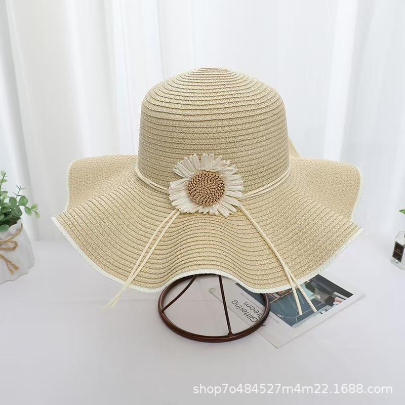 French Small Daisy Large Brim Breathable Straw Hat Women's Summer Seaside Vacation Woven Hat Raffia Sun Hat Tide