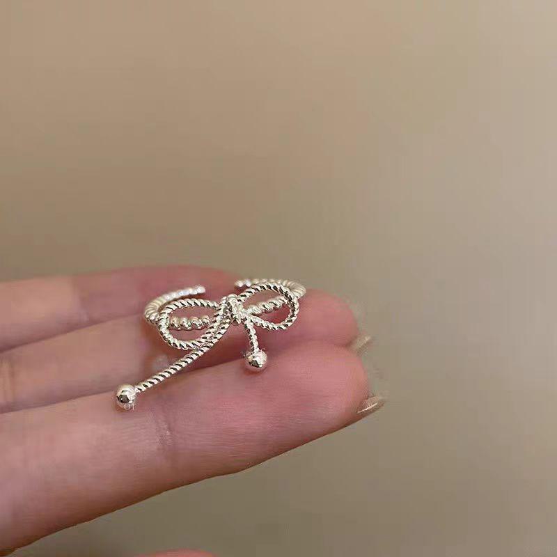 Silver Pearl Bow Open Ring for Women - Chic, Unique Design for Index Finger