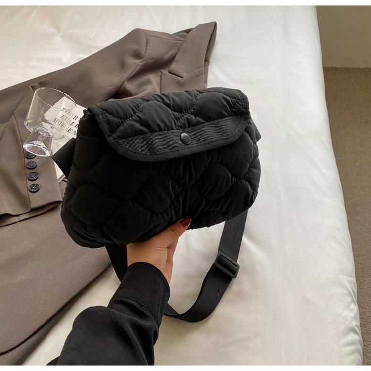 

Сумка из хлопка Niche Design 2024, новая модная сумка через плечо для поездок на работу, корейская универсальная легкая сумка-мессенджер для женщин чёрный