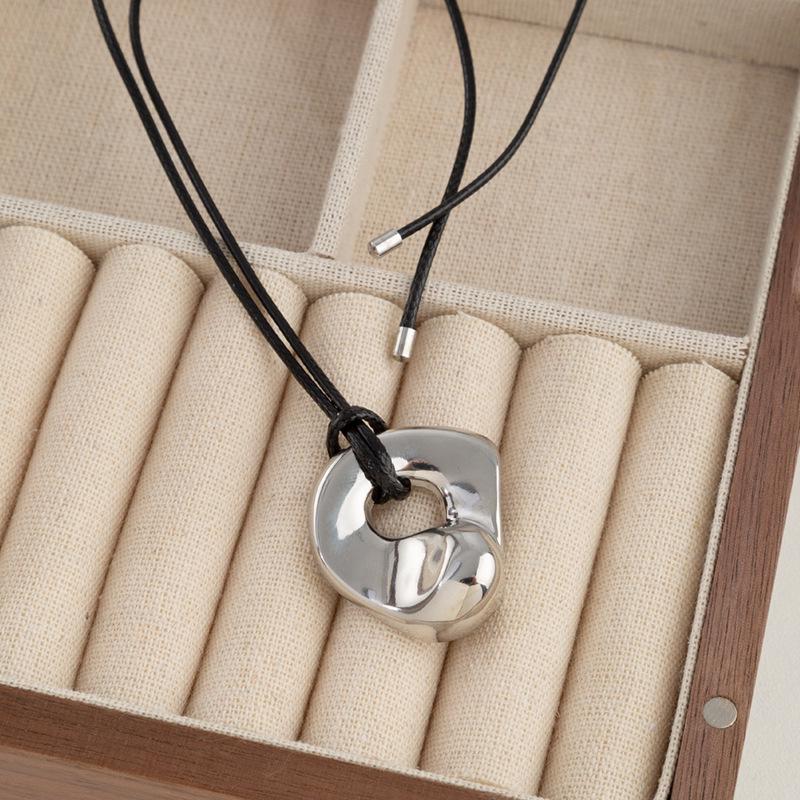 Japanese Minimalist Abstract Art Openwork Pendant Necklace with Adjustable Leather Cord