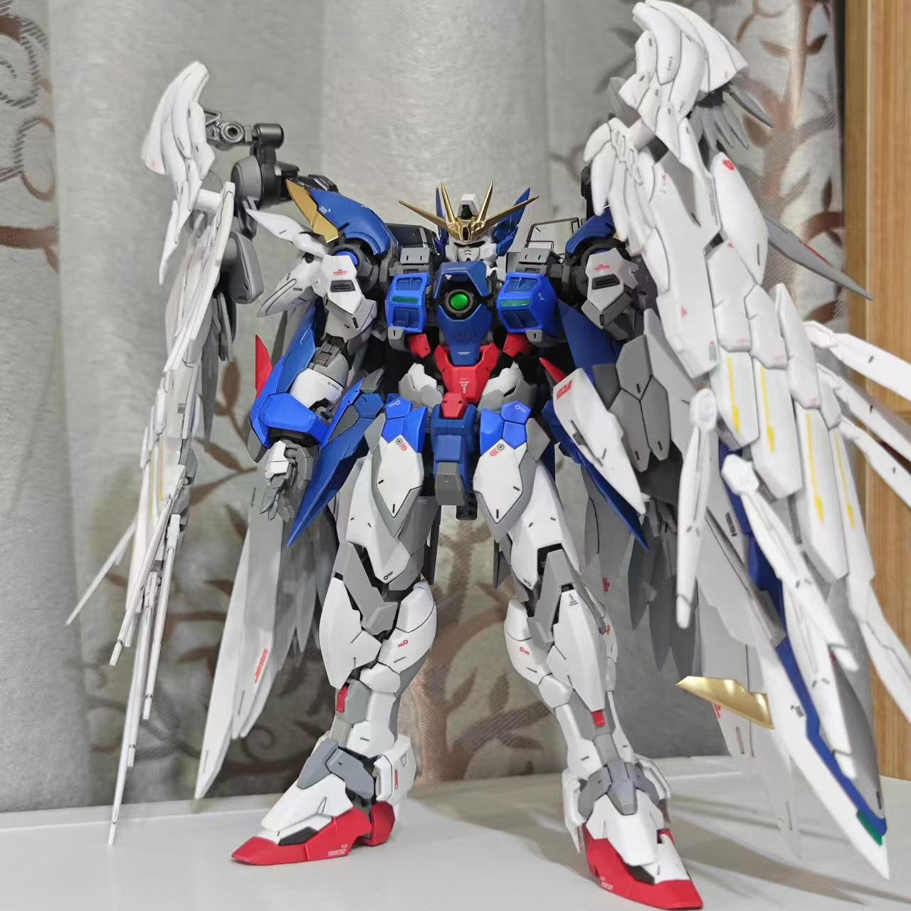 

В наличии MG 1/100 DABAN 8820 Крыло Феникса Зеро Фигурка для сборки Модель-кит С декалями Статуэтка Коллекционная Украшение Игрушки Подарки with box