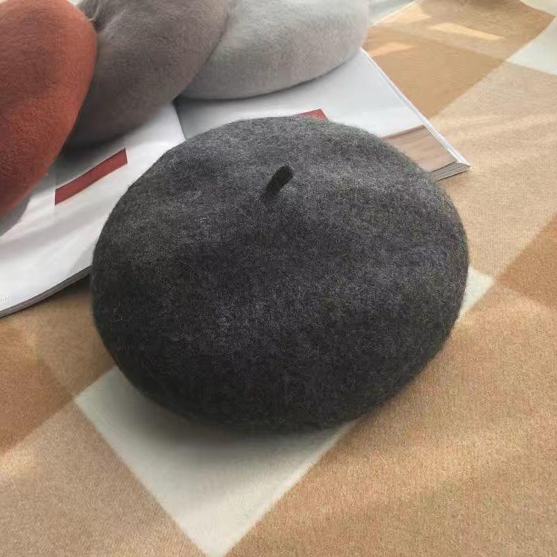 Elegant And Fashionable Solid Color Wool Thick Beret Winter Hat For Travel Shopping Warmth Vintage Painter And Parent-Child Hat