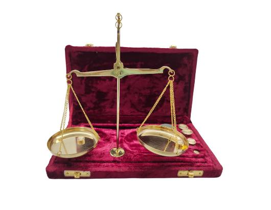 @ Brass Weighing Scale Balance With Velvet Box 245Gm UKR787_60%OFF