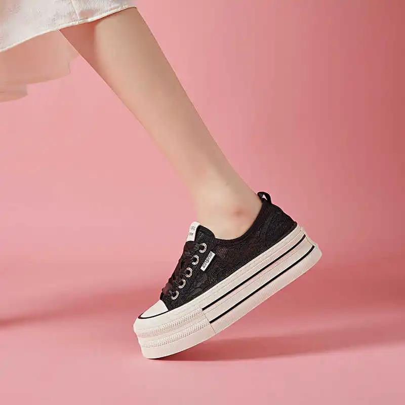 Fashion Increase Height Normal Leather Sneakers Brand Woman Chunky Golf Women Shoes Spring Woman Boots Sport Shows Novelties