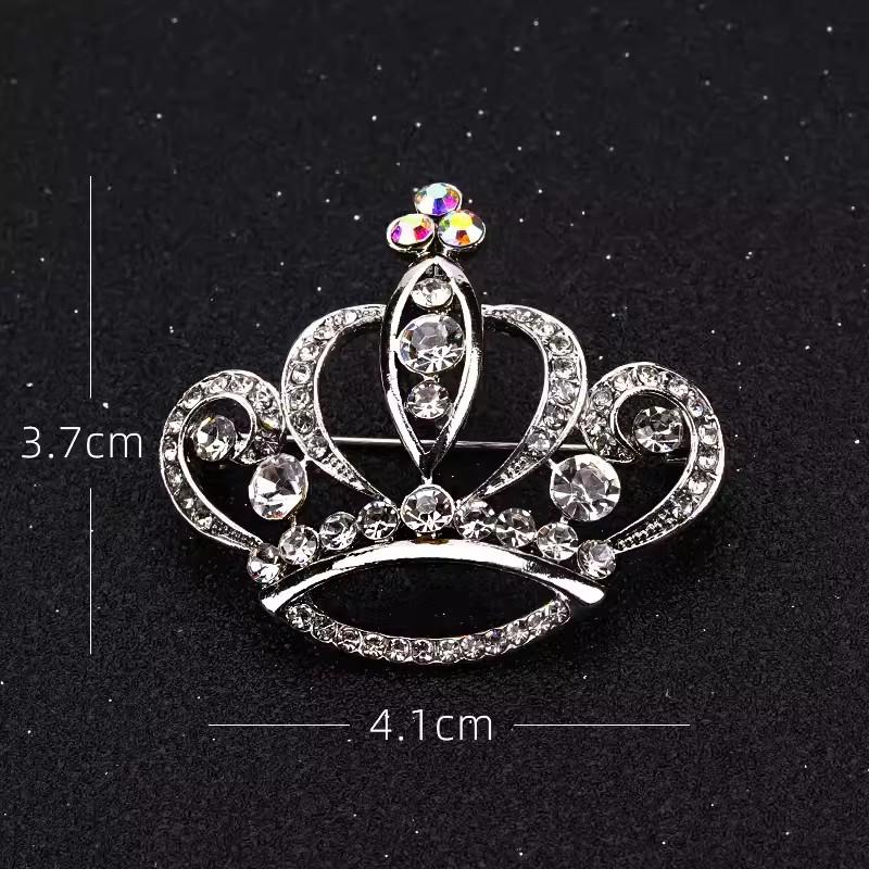 Three-dimensional Crown Brooch, High-end Feminine Collar Pin, Formal Brooch, Sweater and Suit Pin