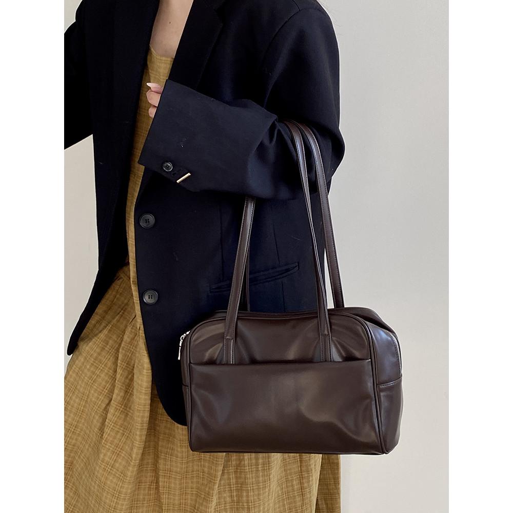 Ielgy Autumn Winter Retro Commuter Large-Capacity One-Shoulder Tote Bag
