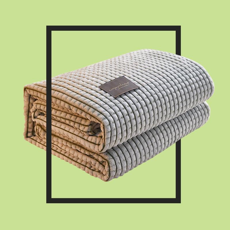 Milk Velvet Coral Fleece Blanket: Office Nap, Flannel Cover, Air Conditioning, Children's Small Blanket