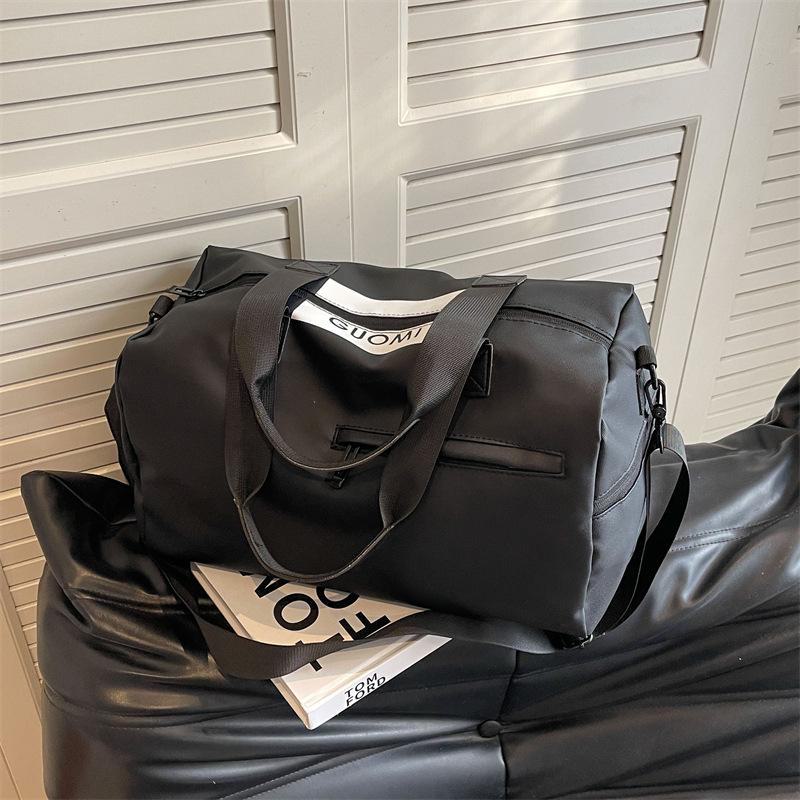 Women's Small Travel & Gym Bag with Dry/Wet Separation, Perfect for Short Trips & Sports.