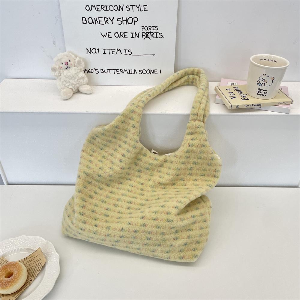 11 Herbst neue Pendler Plüsch Umhängetasche große Kapazität Tragetasche Damen lässige Westentasche