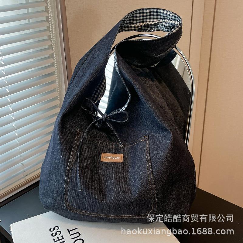 Damentasche aus Denim mit großem Fassungsvermögen 2025 neue Freizeit-Schultertasche für Frühling und Sommer Stofftasche Klasse Pendler-Tragetasche