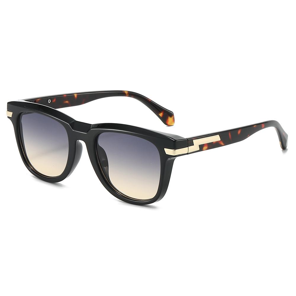 New Retro Gradient Rectangular Women Sunglasses With Personality Brand Frame Design All Match Men Casual Sun Glasses Uv400