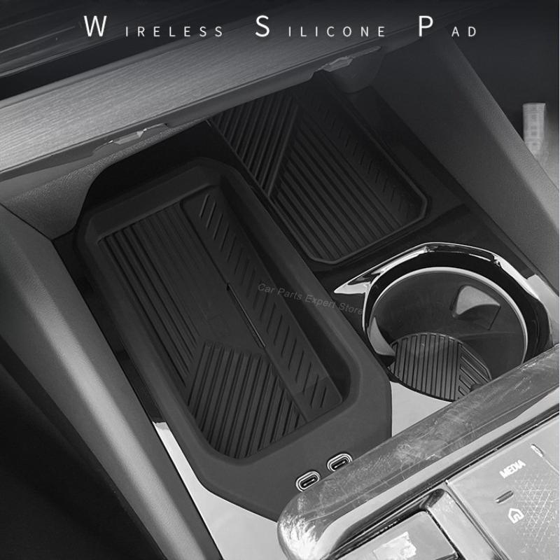 For BMW 5 Series 2024-2025 Silicone Wireless Charging Pad Anti-Slip Car Center Console Protector Mat Cover Interior Accessories
