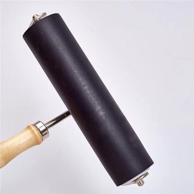 Rouleau encreur en caoutchouc de 15 cm pour l'estampe, le modelage d'argile et les figurines DIY