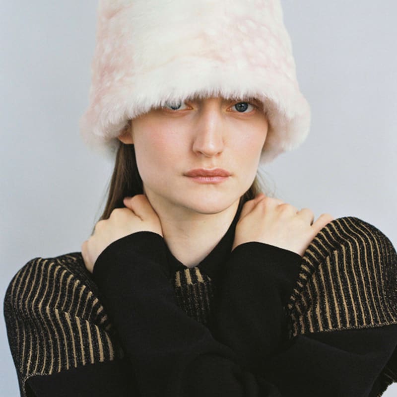 

AWESOME NEEDS FUR LAMPSHADE HAT_PINK FREE