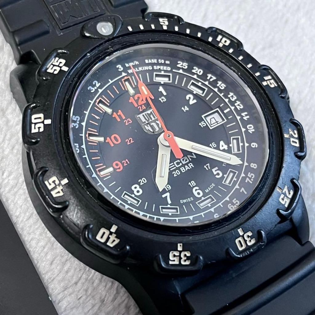 Used [Good condition] Luminox Recon Series 8800 Black with accessories