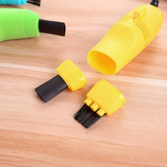 Keyboard Cleaner Strong Suction Portable Mini USB Vacuum Handheld Keyboard Dusting Brush for Computer