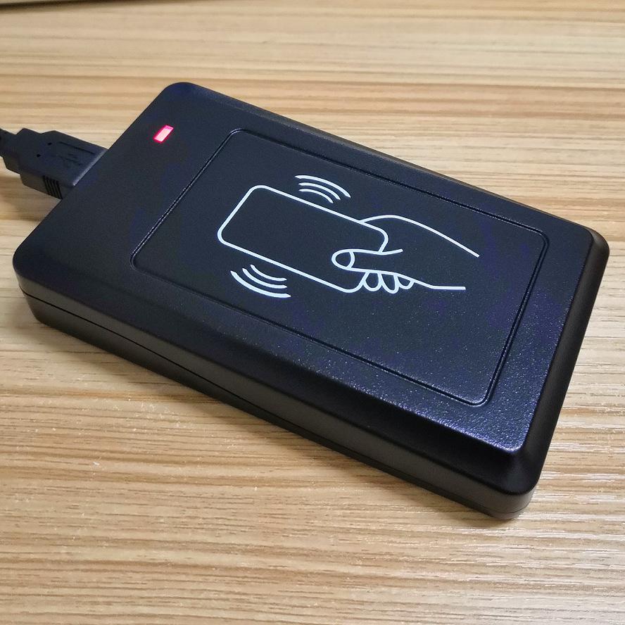 206-IC+ID Dual-Frequency Driverless Card Reader for Windows and Android Access Control Systems