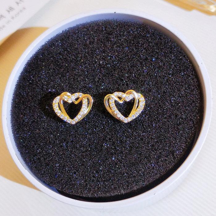 Design Sense Gold Double Heart Stud Earrings Trendy Simple Small Earrings Wedding Date Earrings