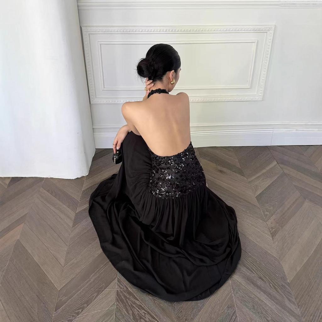 Temperament: Pure Desire, Sexy Black Sequin Dress, Design, Halter Neck, Sleeveless Backless Dress, Beautiful Banquet Dress